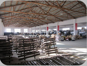 倉(cāng)庫(kù)一角